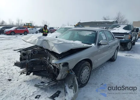2003 Mercury Grand Marquis Gs z USA, uszkodzony, nr VIN 2MEFM74W83X694057